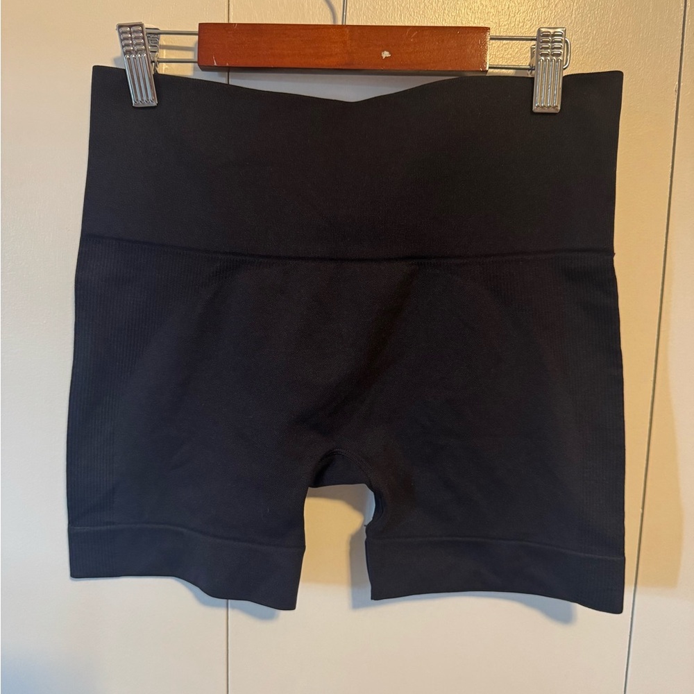 SET ACTIVE Sportbody Sporty Shorts